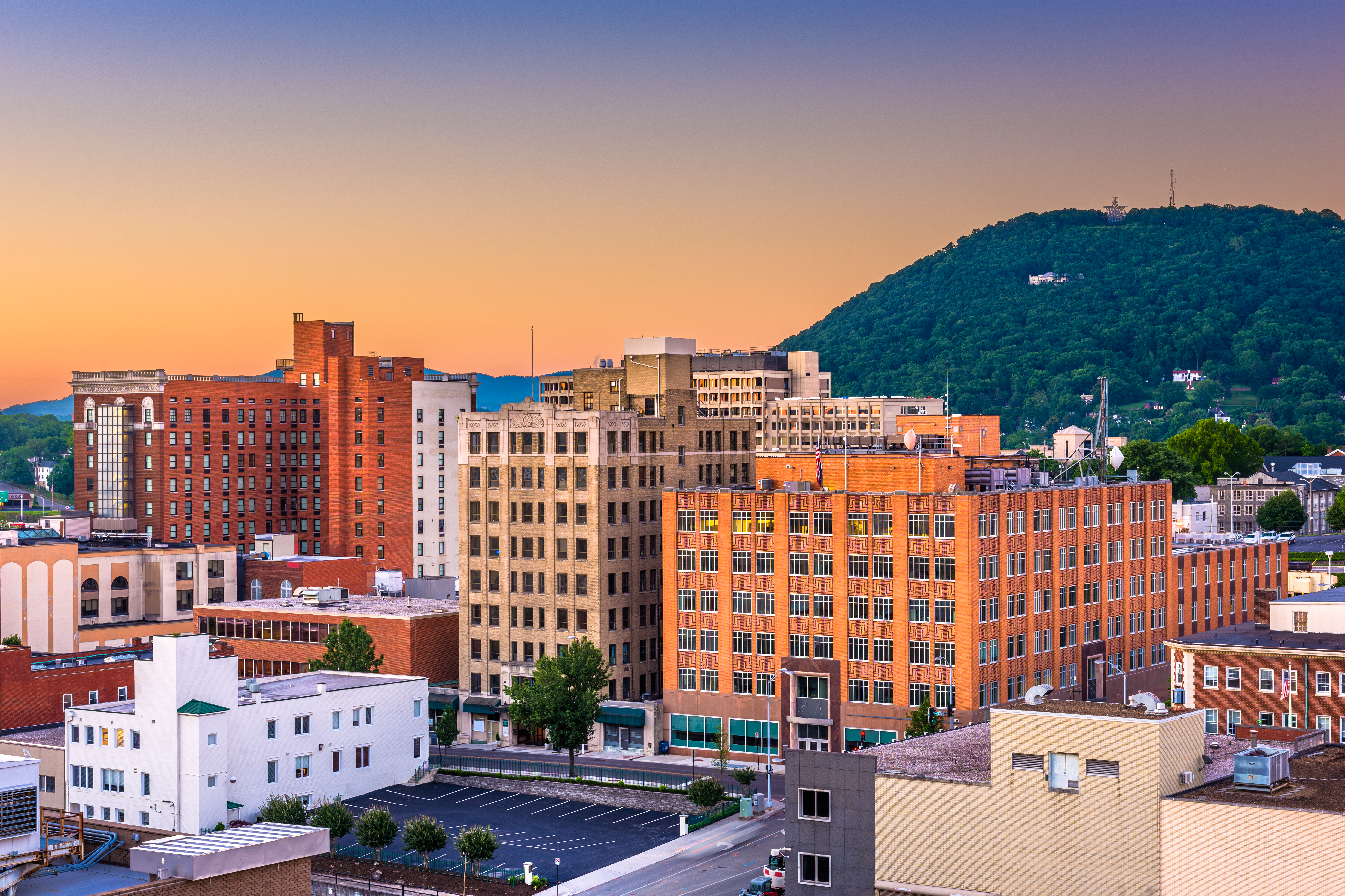 roanoke virginia usa downtown